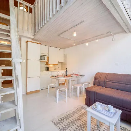 Apartment Les Genepis - Val Claret-4 By Interhome