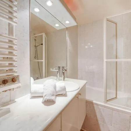 Les Genepis - Val Claret-4 By Interhome Apartment *